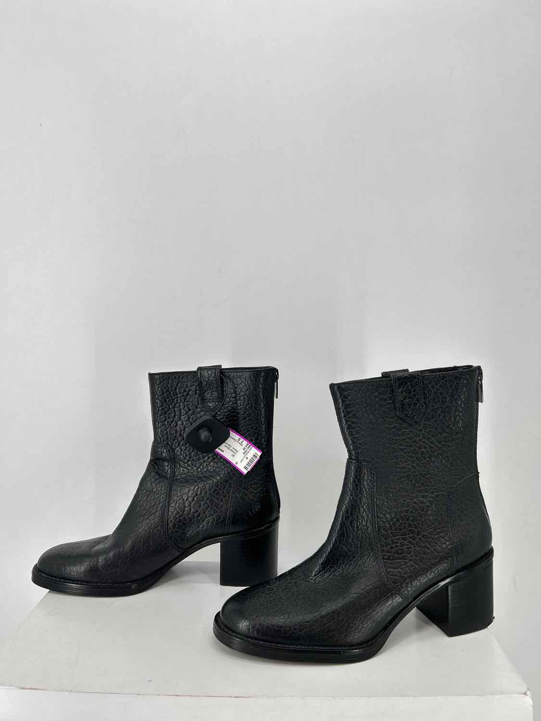 Vince Camuto Women Size 7.5 Black Genuine Leather Ankle Boot