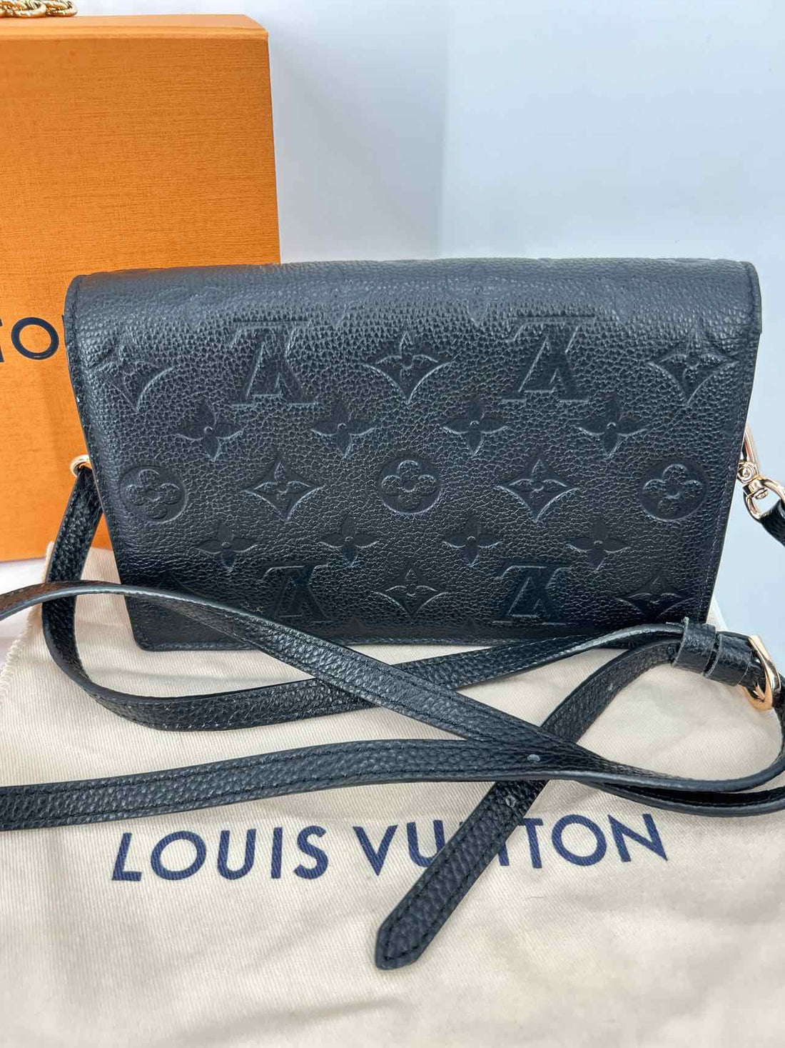 Louis Vuitton Vavin Woc Empreinte Black Leather Like New LUXURY