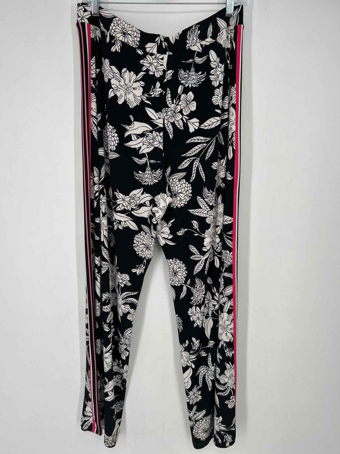 Susan Graver Size M Black & White Multi-Piece Set
