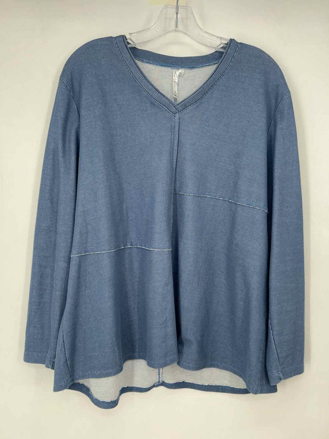 Lulu B Size XL Blue Long Sleeve