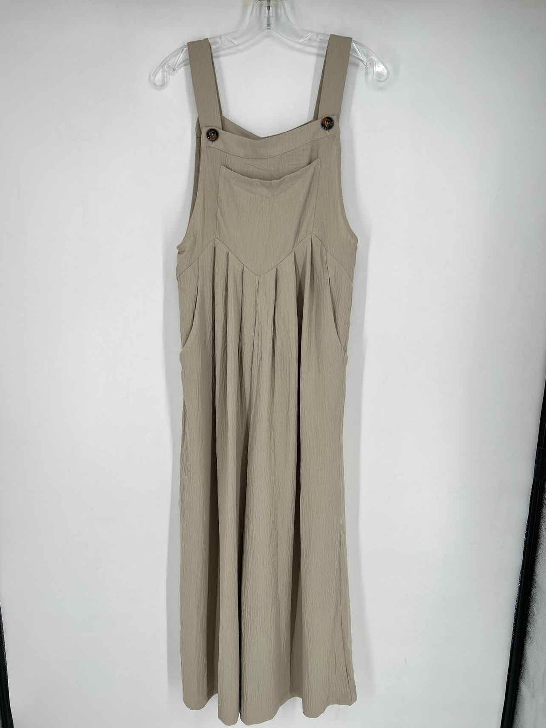 Dokotoo Size M Khaki Sleeveless Jumpsuit