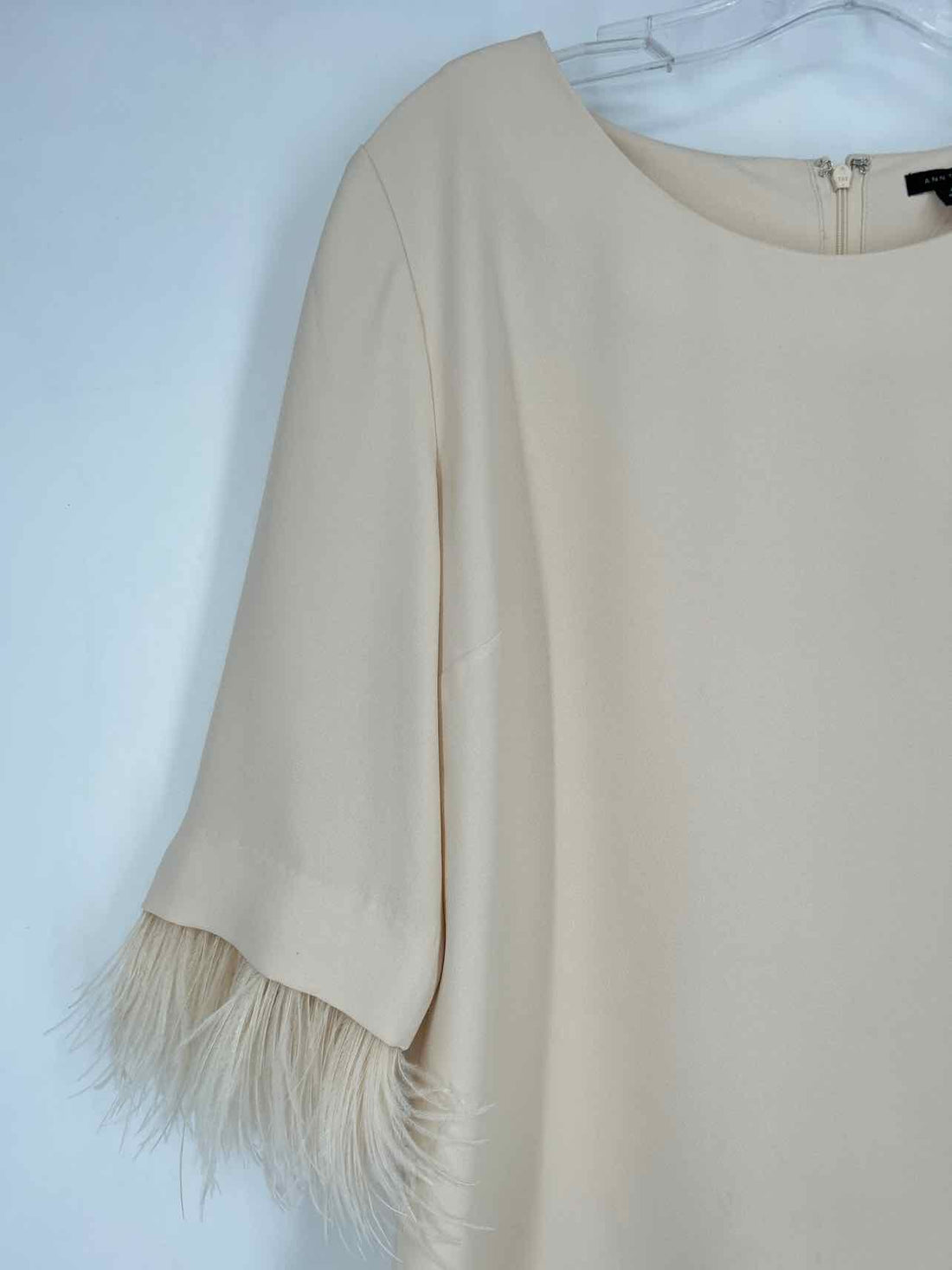 Ann Taylor Size 10 Cream Long Sleeve