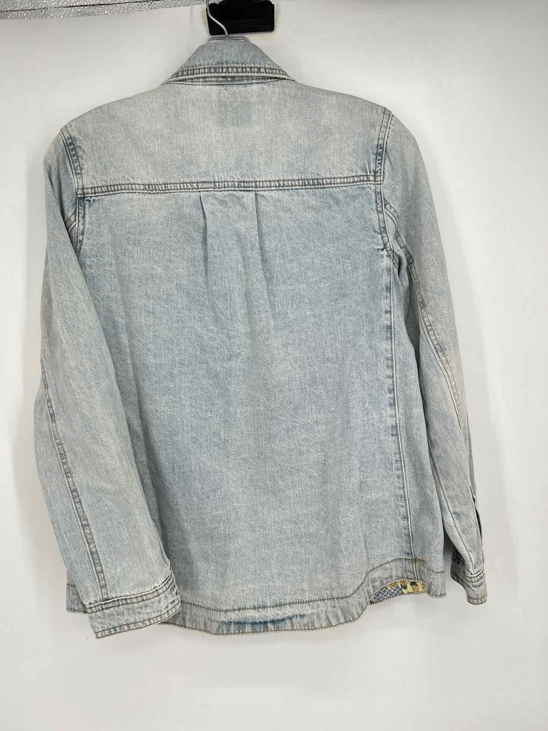 Curve Appeal Size S Light Wash Denim Jacket