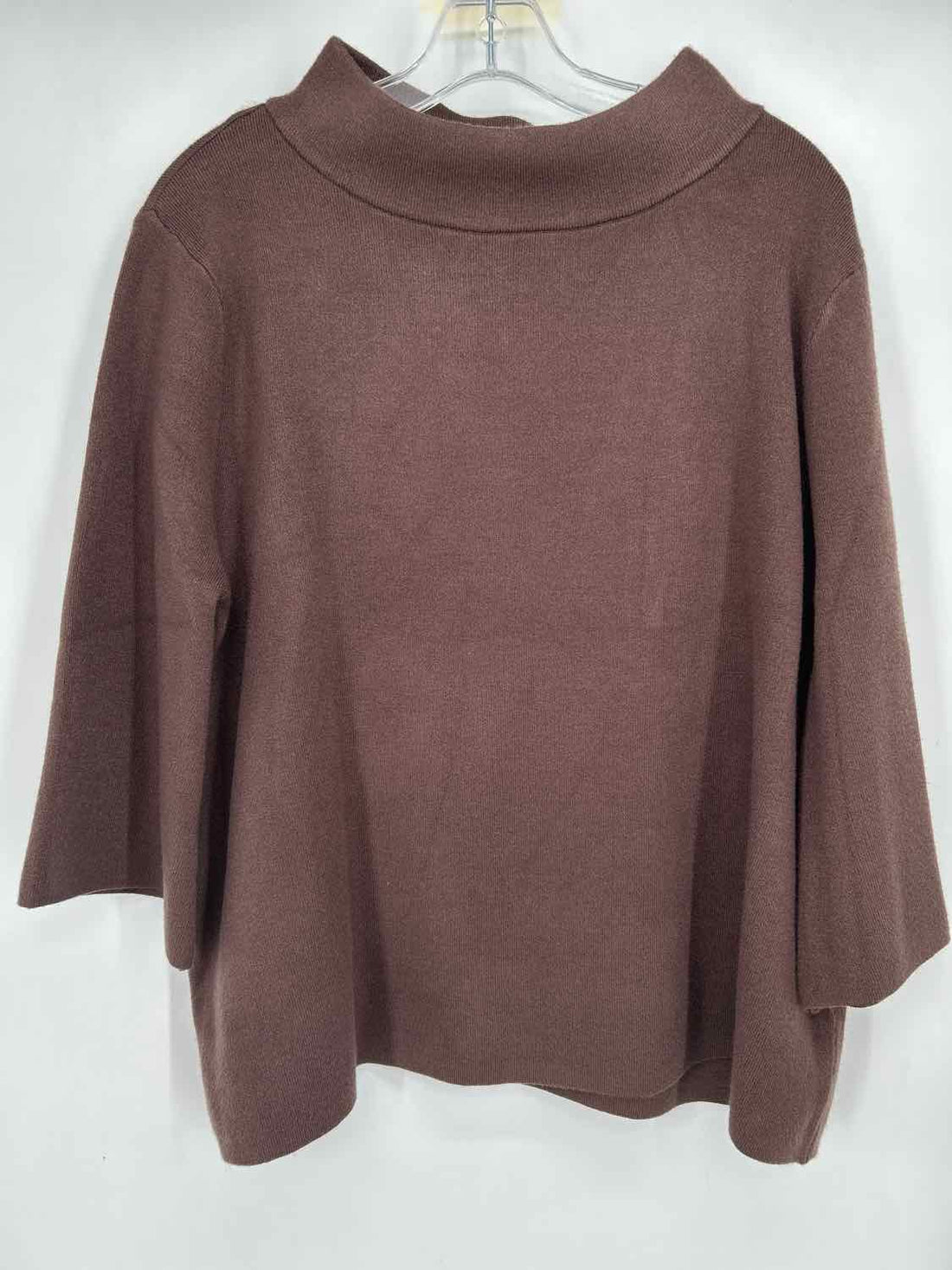 Avara Size M Brown NWT Sweater