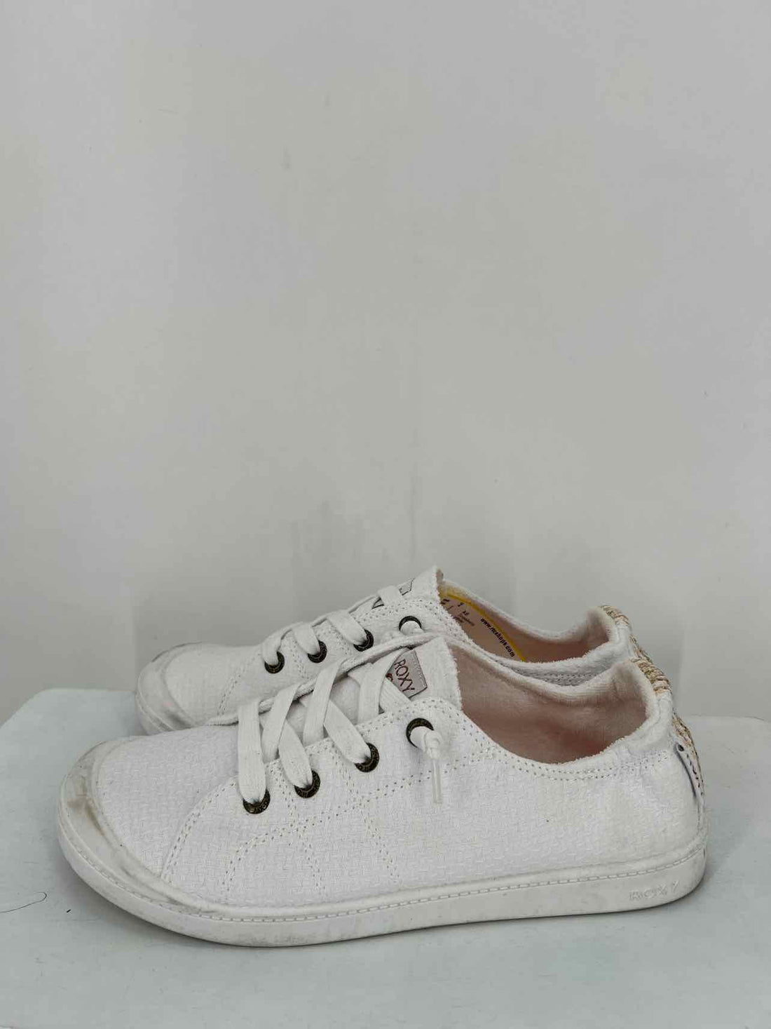 Roxy Women Size 9.5 White Sneakers