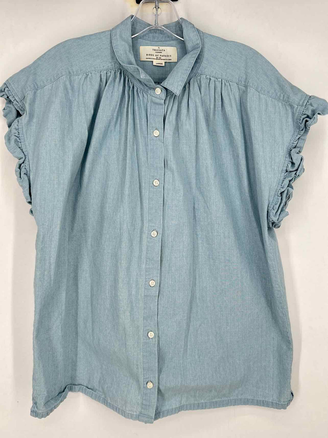 Birds of Paradise Size L Chambray Short Sleeve