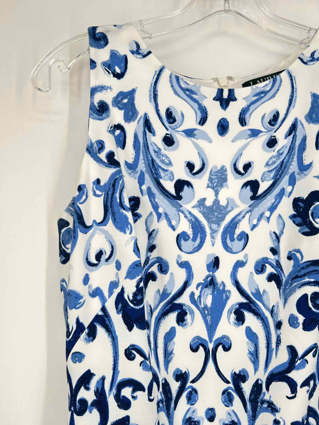 Lauren Ralph Lauren Size 12P White & Navy Print Sleeveless Dress