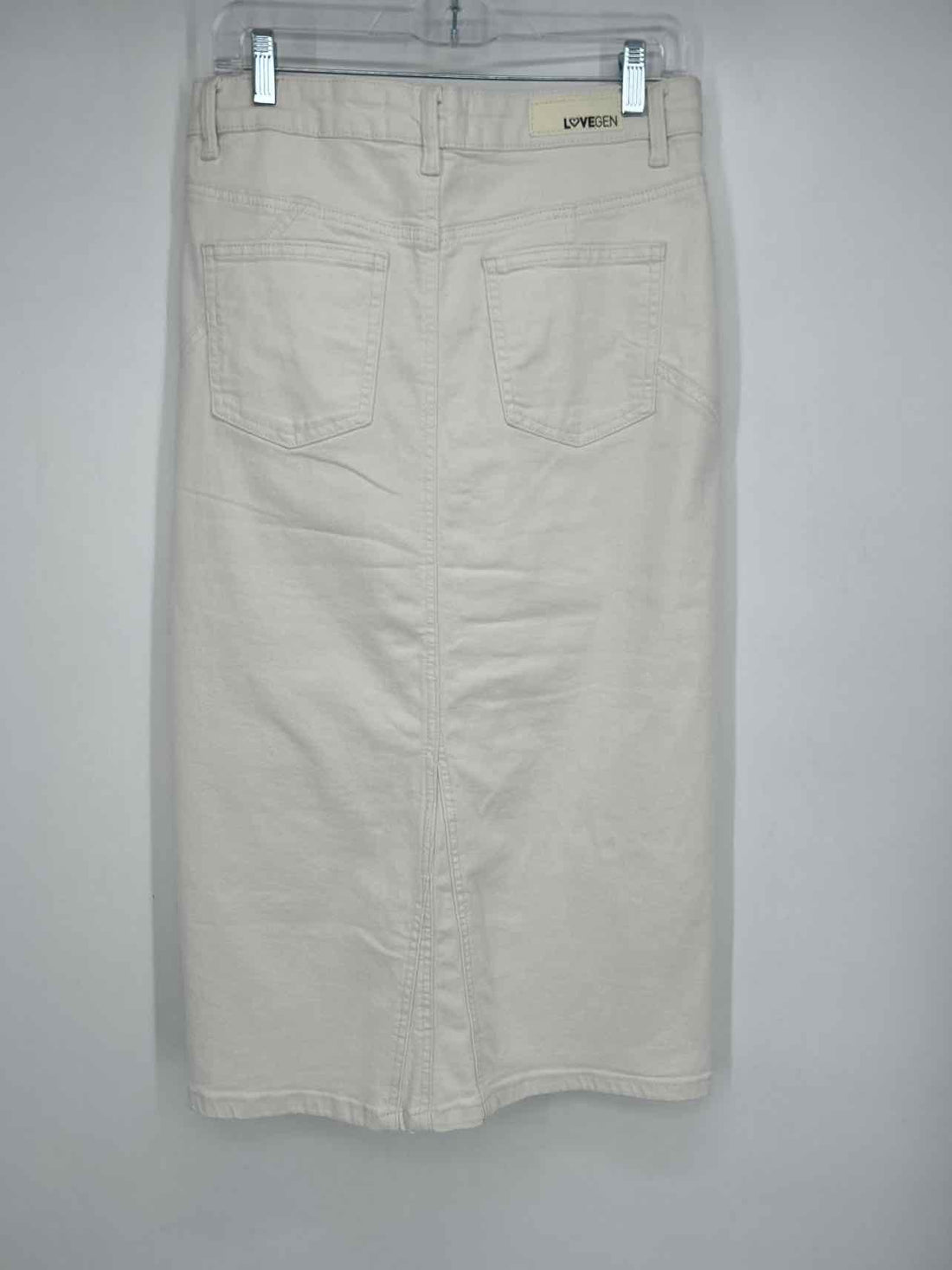 Lovegen Size 9 White NWT Skirts