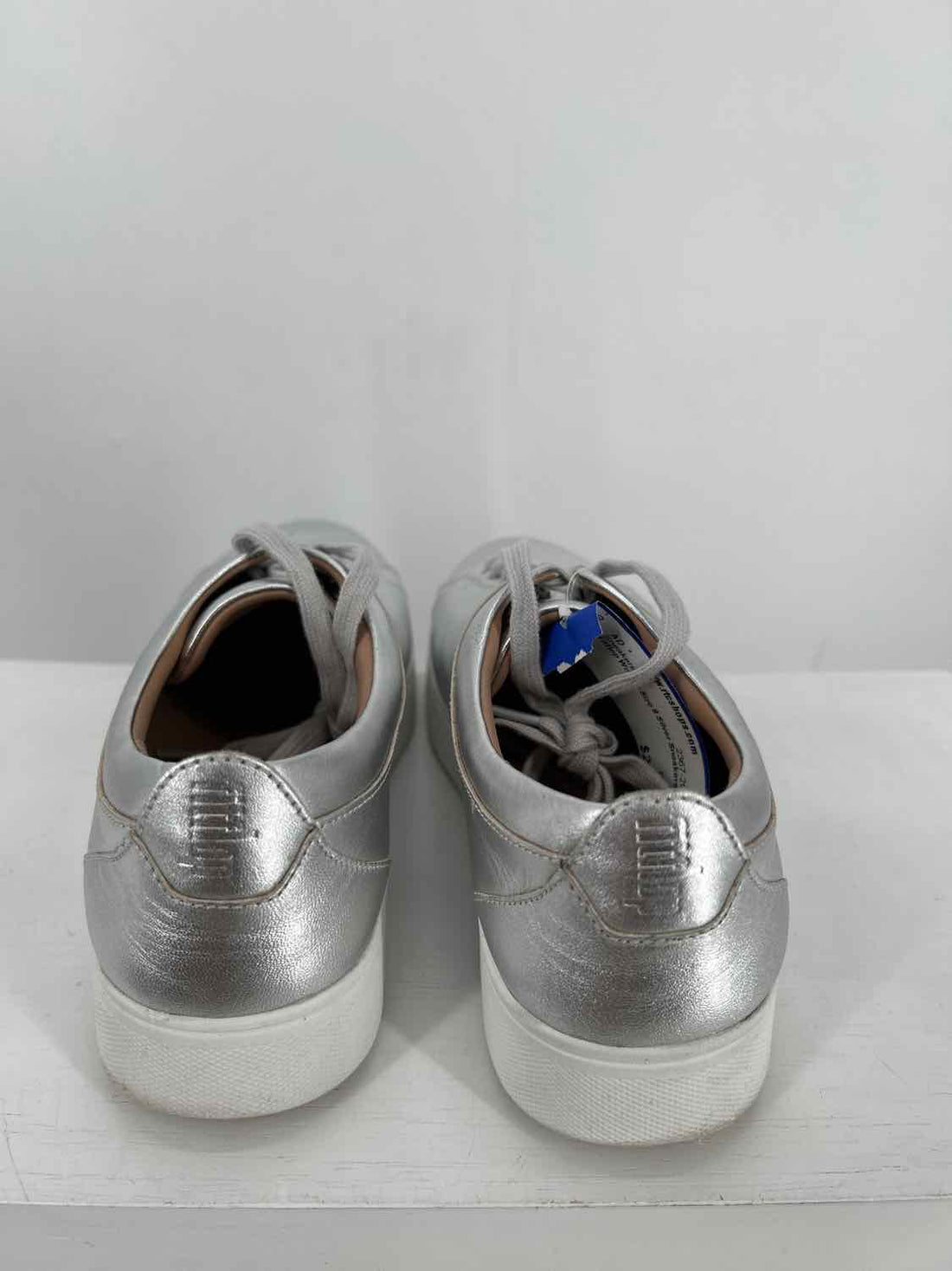 Fitflop Women Size 8 Silver Sneakers