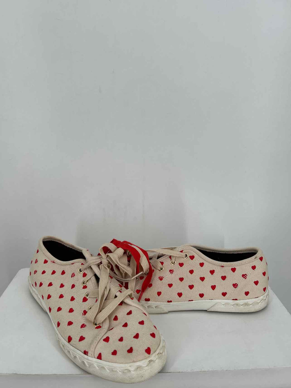 Kate Spade Women Size 9.5 Beige Print Canvas Sneakers