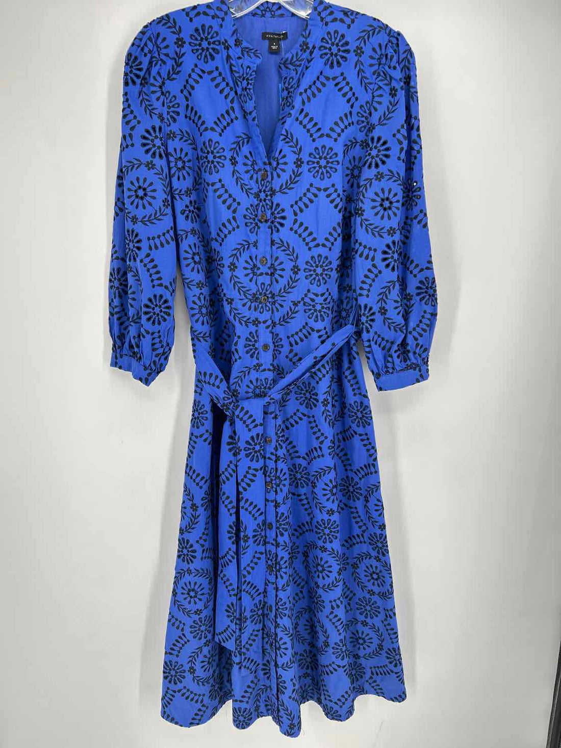 Ann Taylor Size 8 Blue & Black Eyelet Long Sleeve Dress
