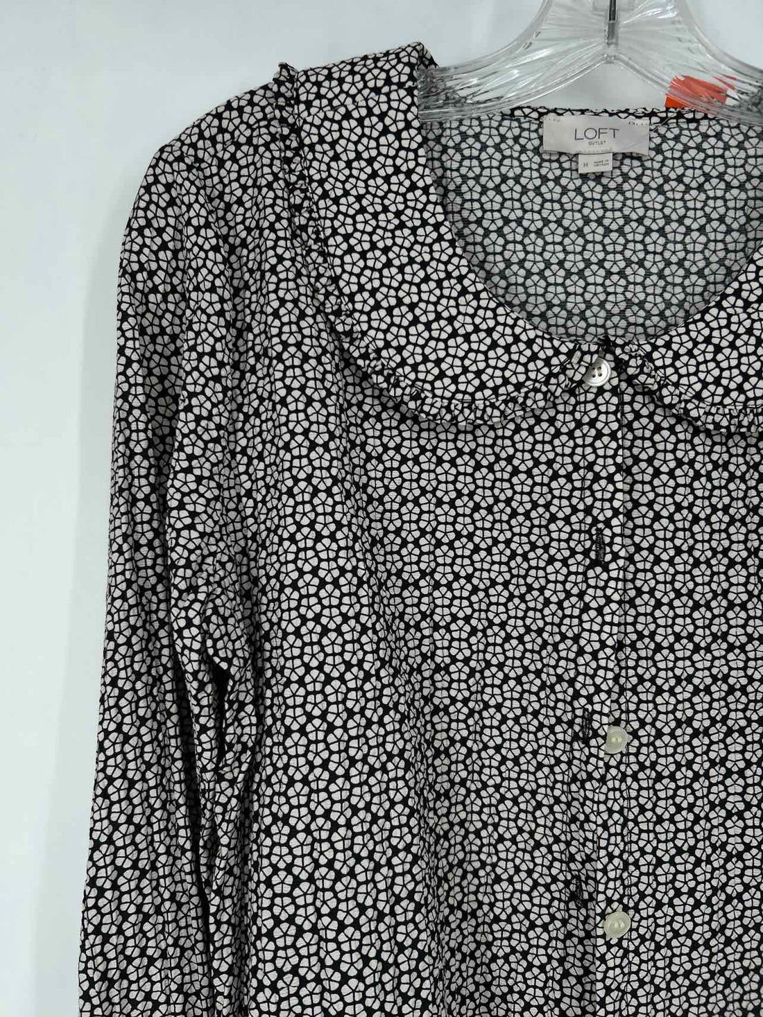 Loft Size M Black & White Print Long Sleeve
