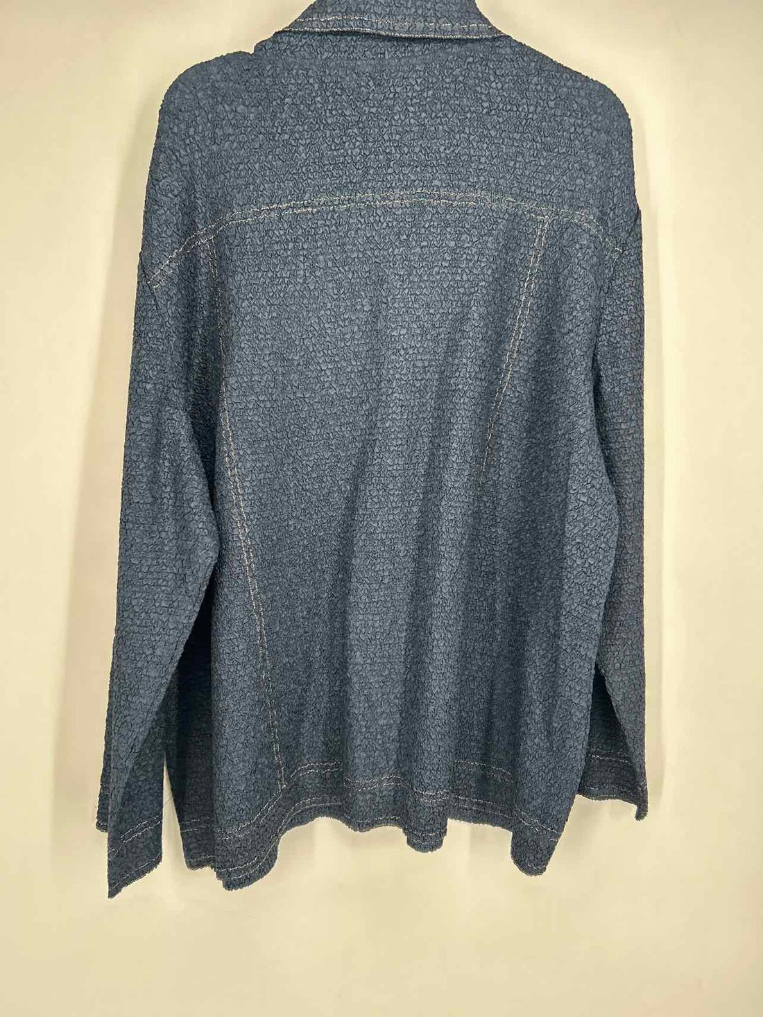 Chicos Traveler's Size 3 (16/18) Navy NWT Jacket