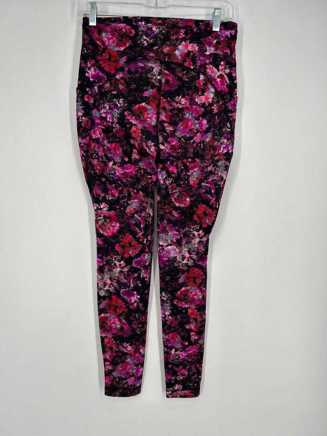 Lululemon Size 8 Black Print Active Leggings