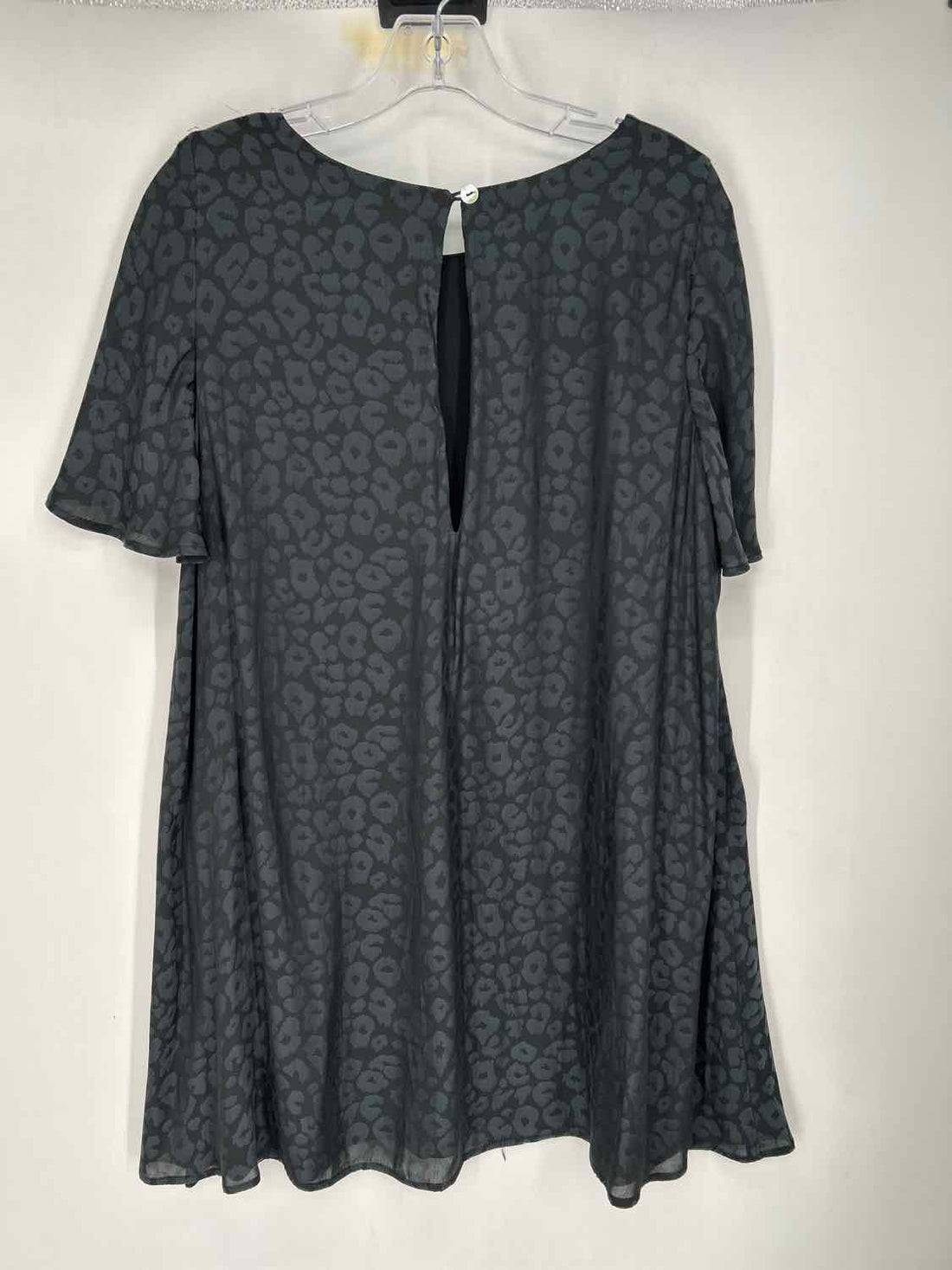 Show Me Your Mumu Size M Grey Leopard Dress