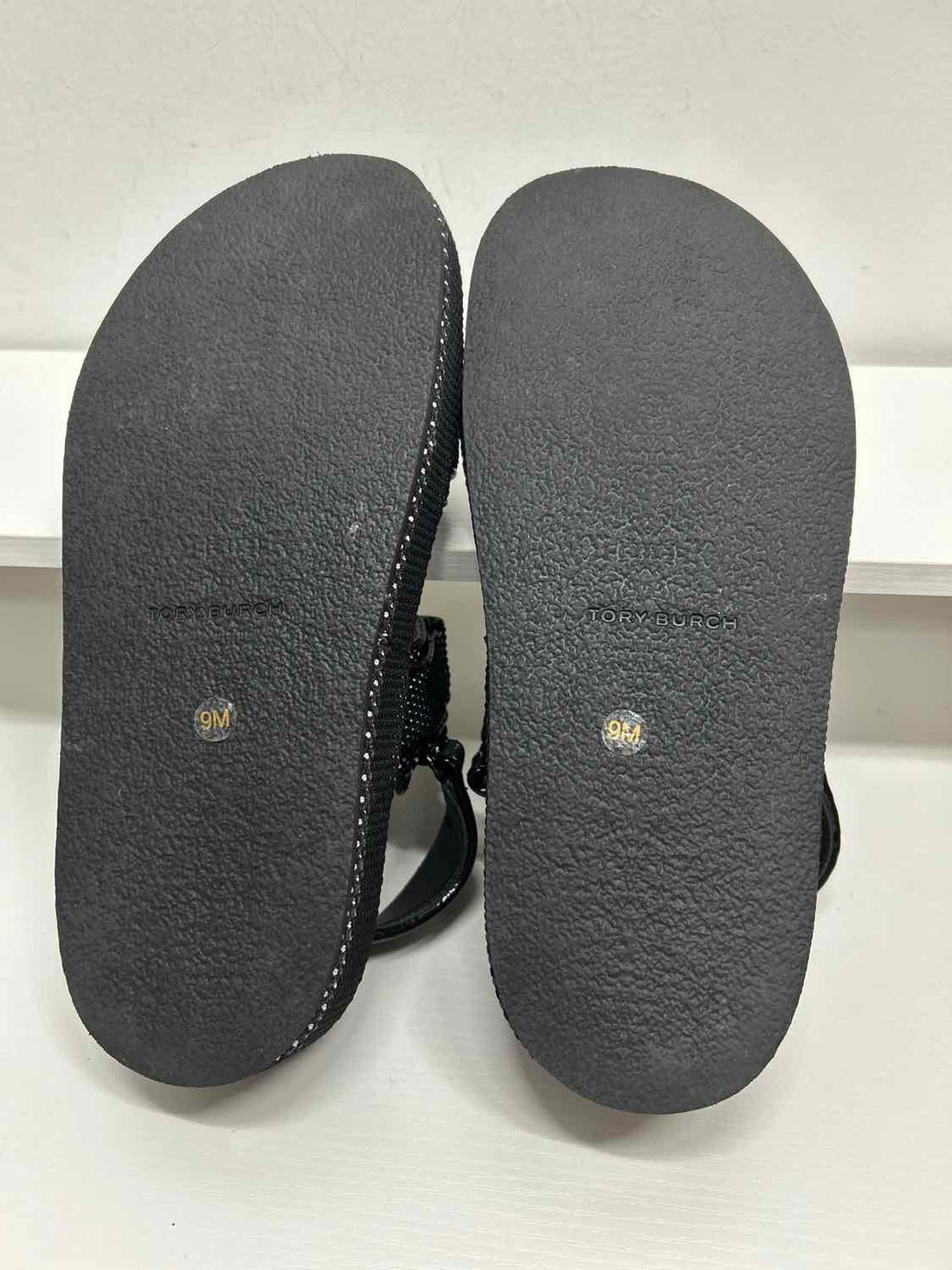 Tory Burch Women Size 9 Black Excellent Condition Mesh Sandals