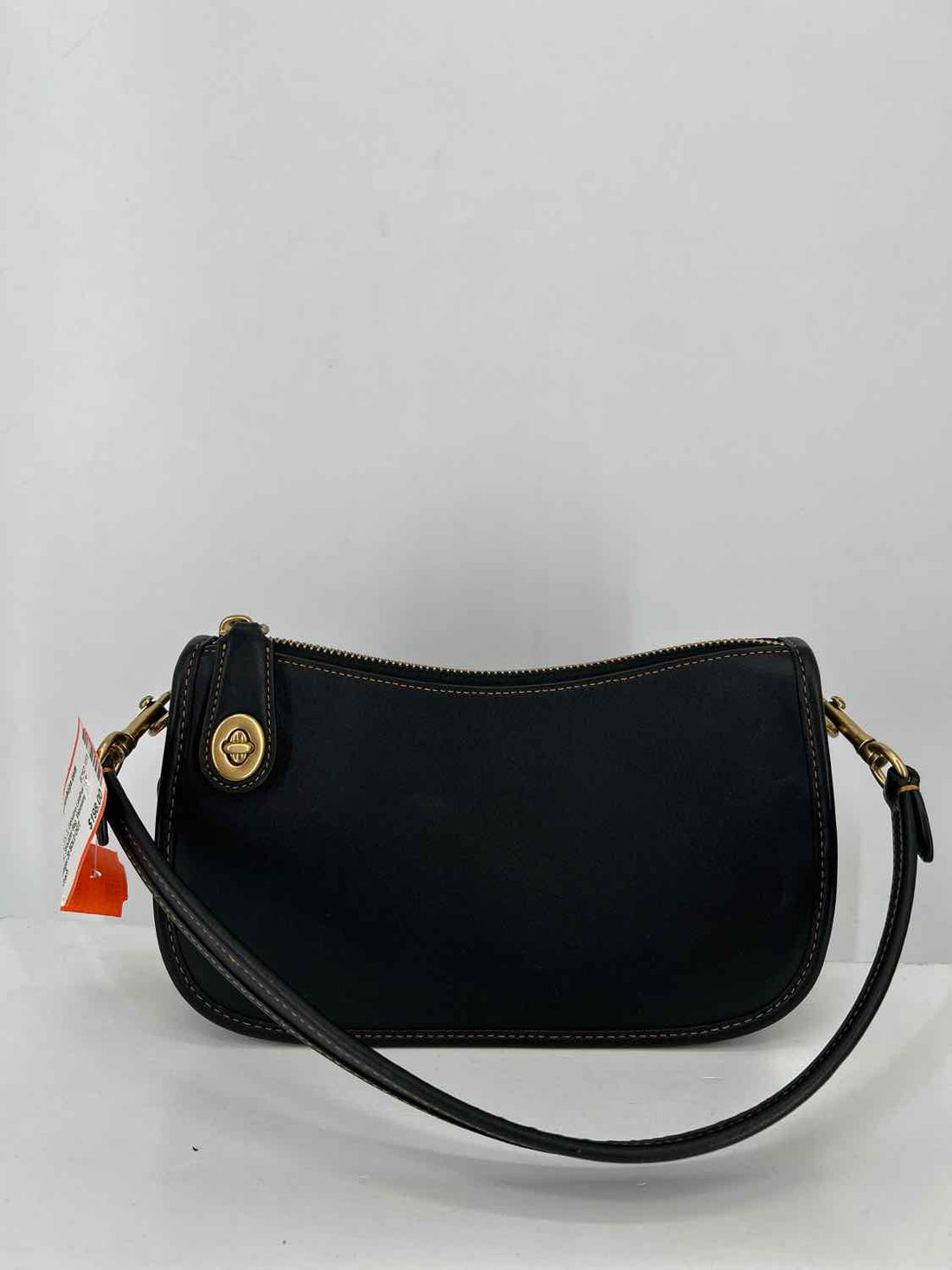 Coach Swinger 20 Black Genuine Leather Shoulder