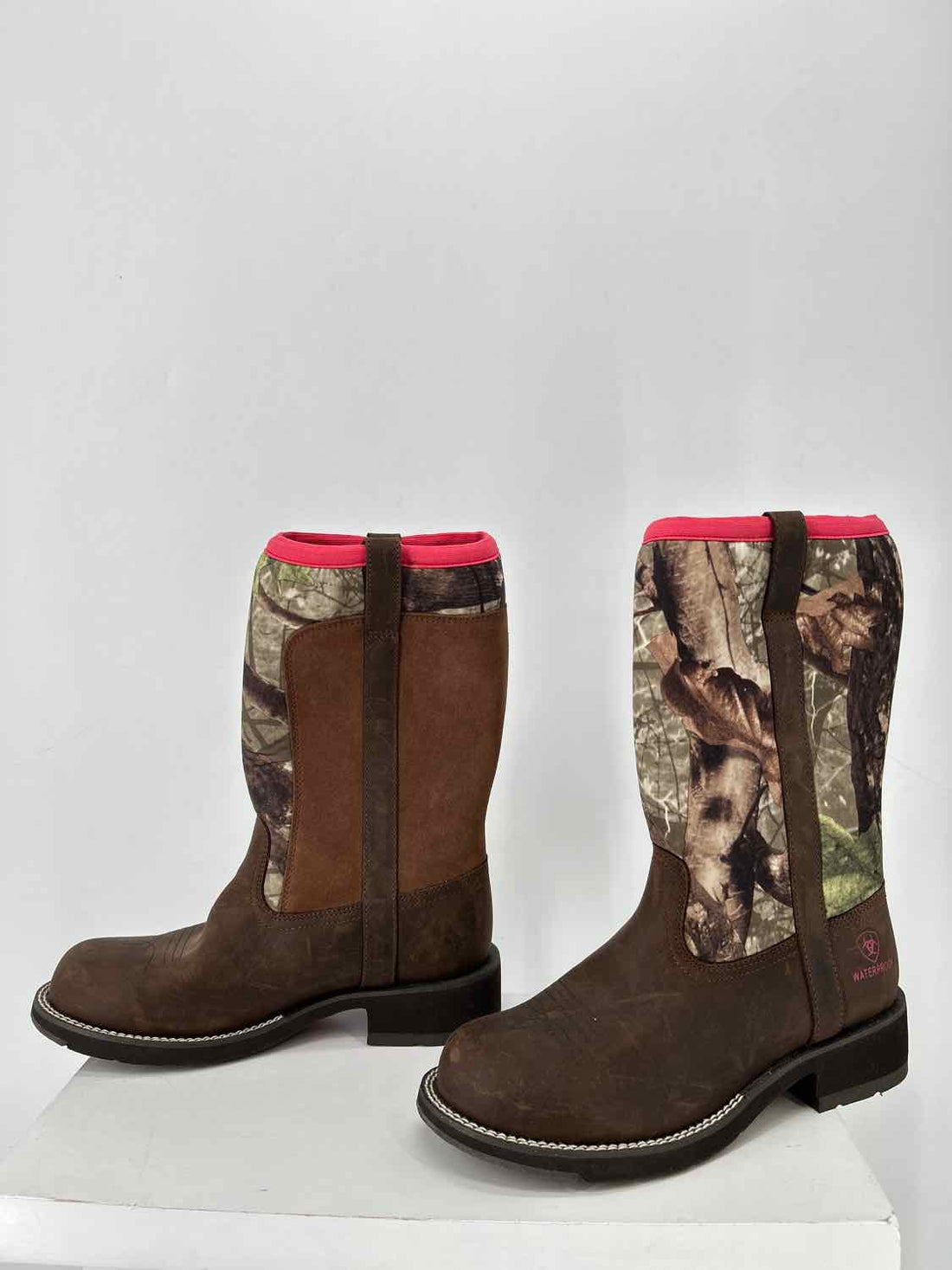 Ariat Women Size 9 Camo Mid Calf Boot