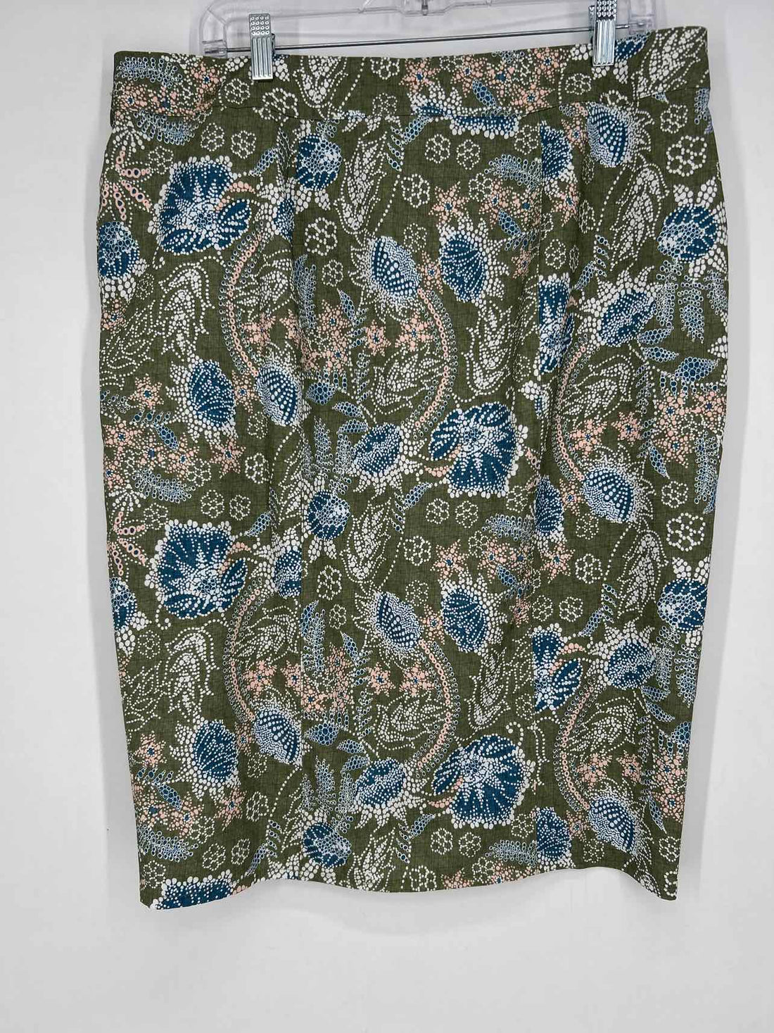 Rip Skirt Size XL Green Print Skirts