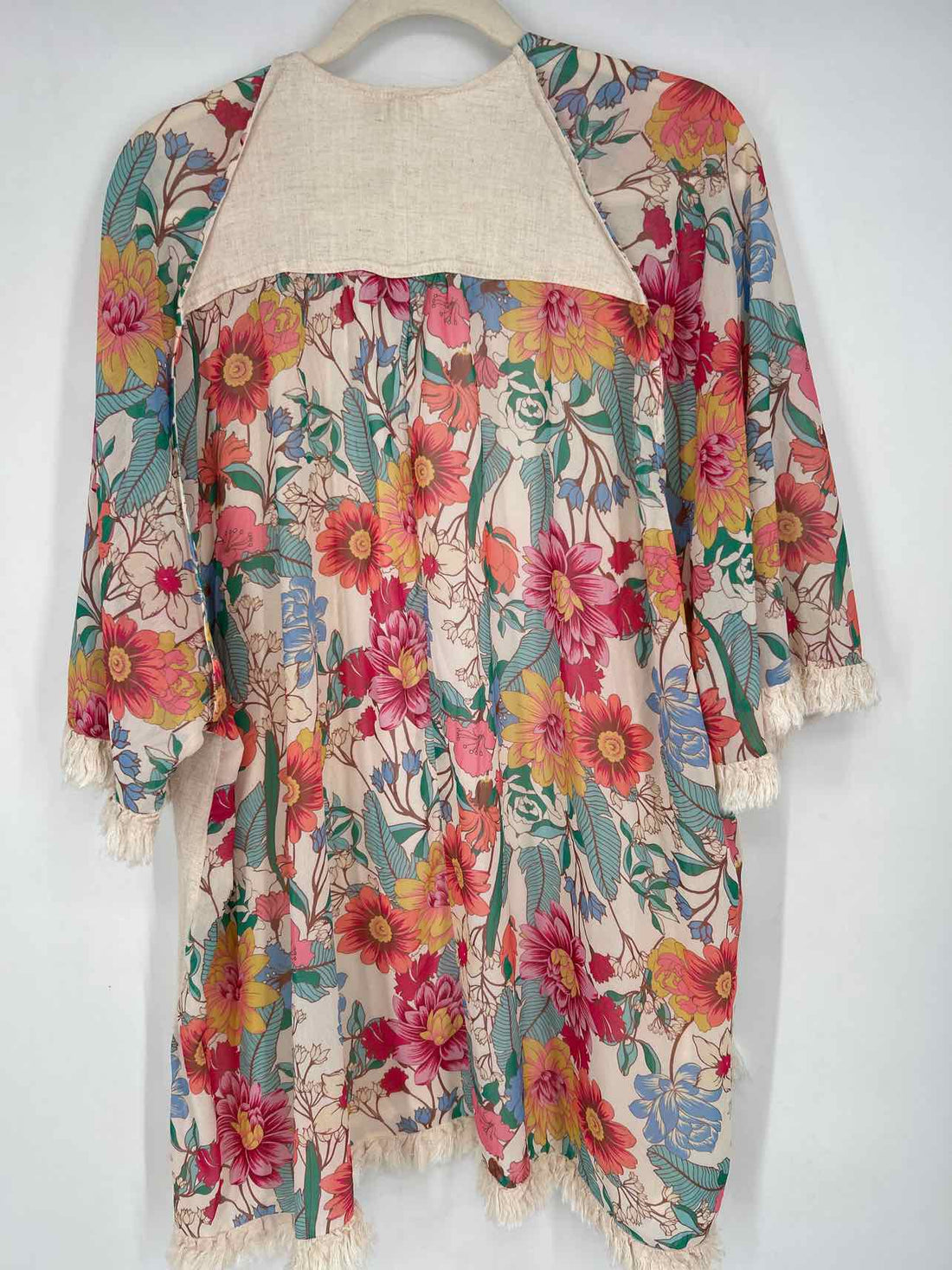 Umgee Size 1X/2X Cream Floral Kimono
