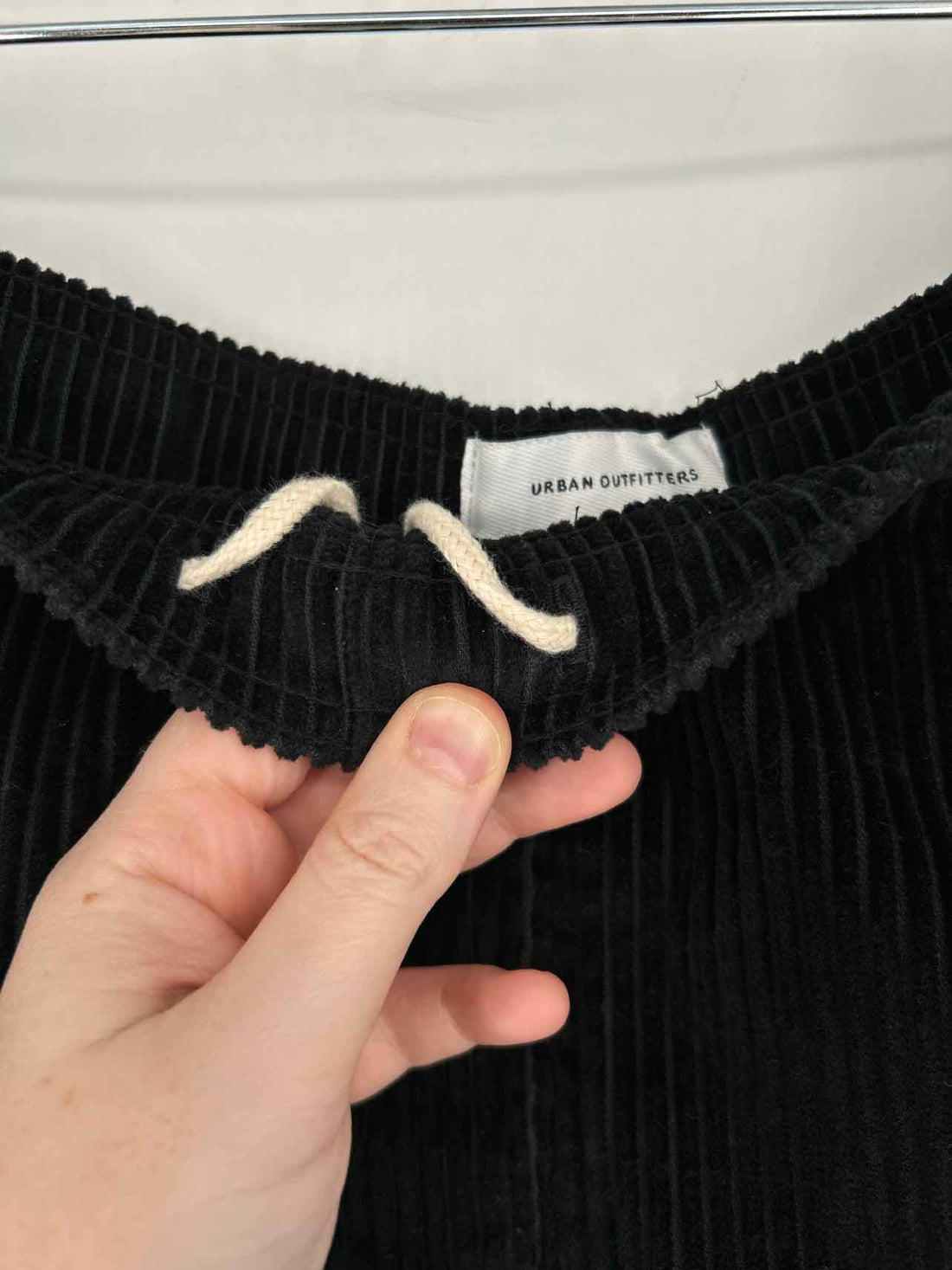 Urban Outfitters Size L Black Corduroy Pants