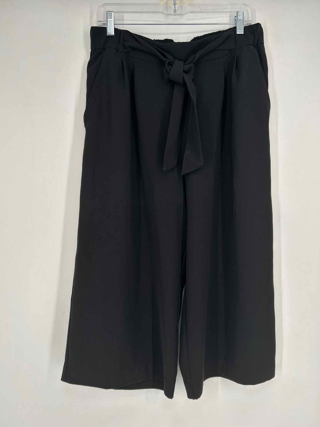 Lululemon Size 12 Black Pants