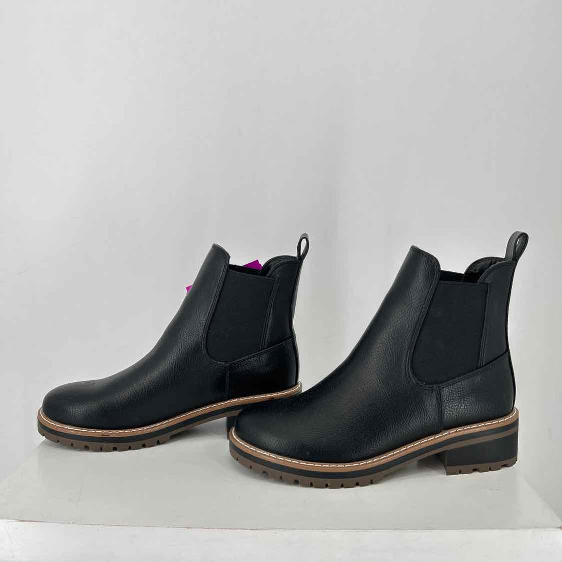 Kensie Women Size 6.5 Black Ankle Boot