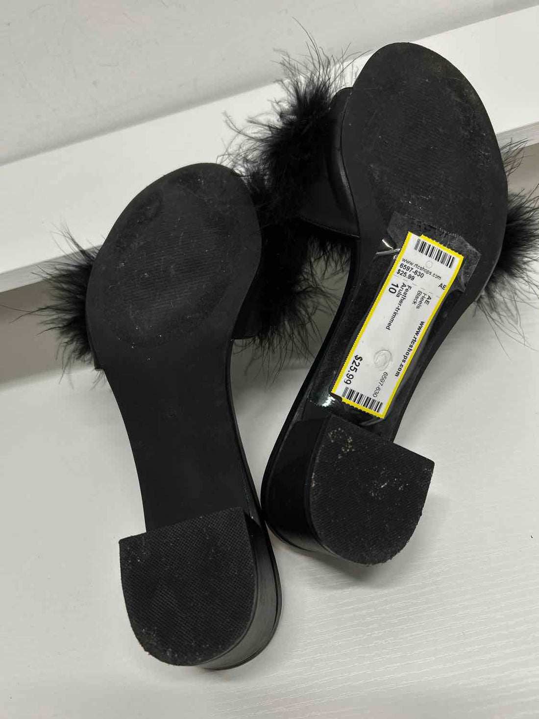 Arula Women Size 10 Black Heels