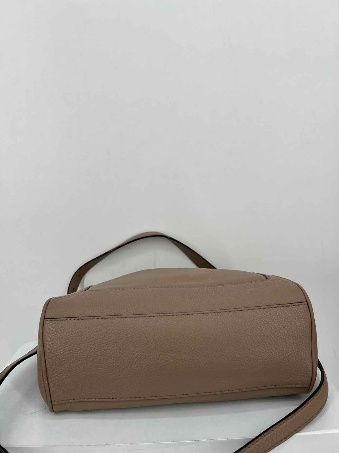 Kate Spade Tan Pebbled Leather Pre Owned Crossbody