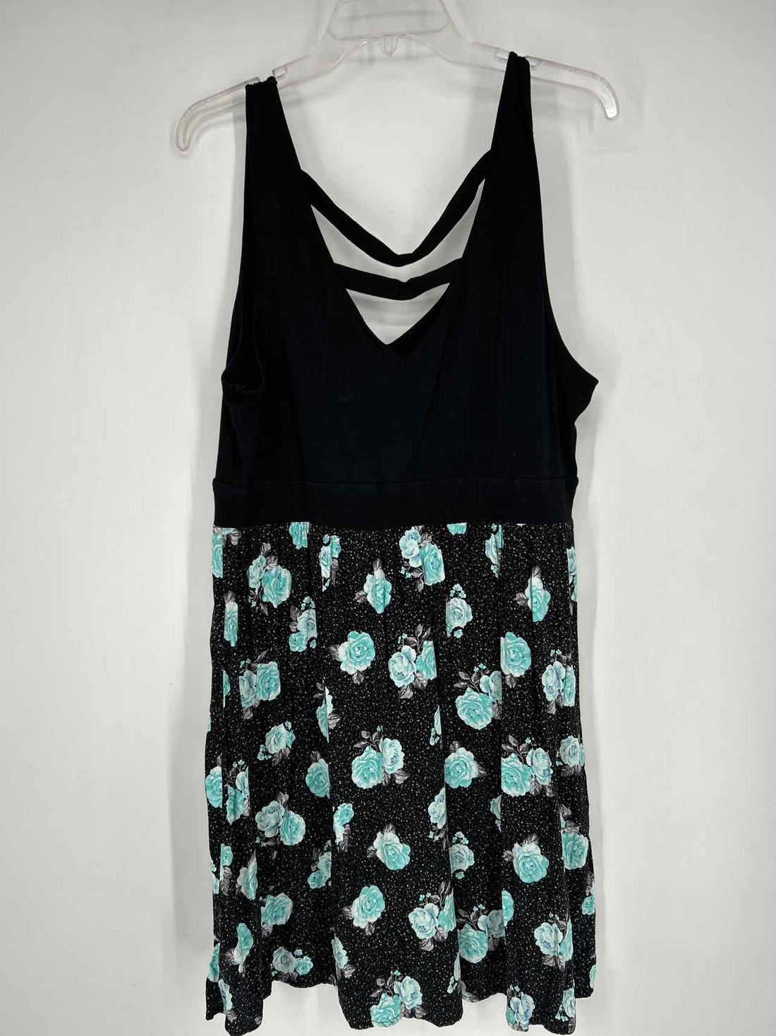 Torrid Size 2X Black & Aqua Floral Sleeveless Dress