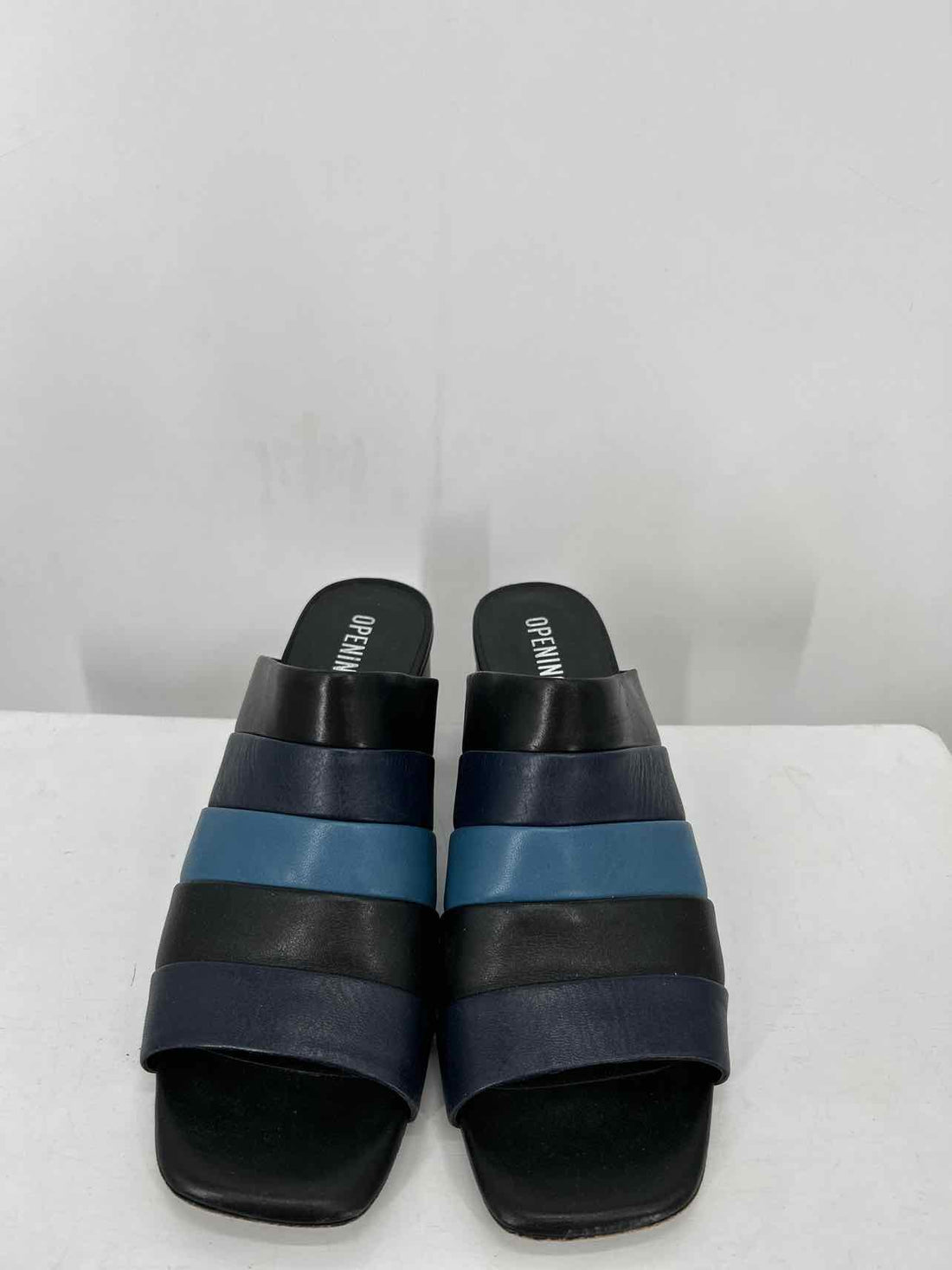 Opening Ceremony Women Size 38 Black & Blue Heels
