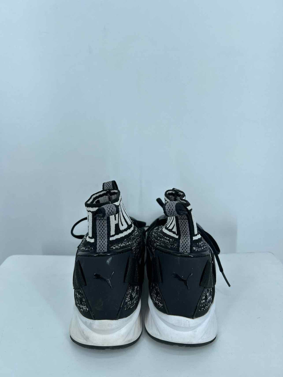 Puma Women Size 8.5 Black & White Clogs