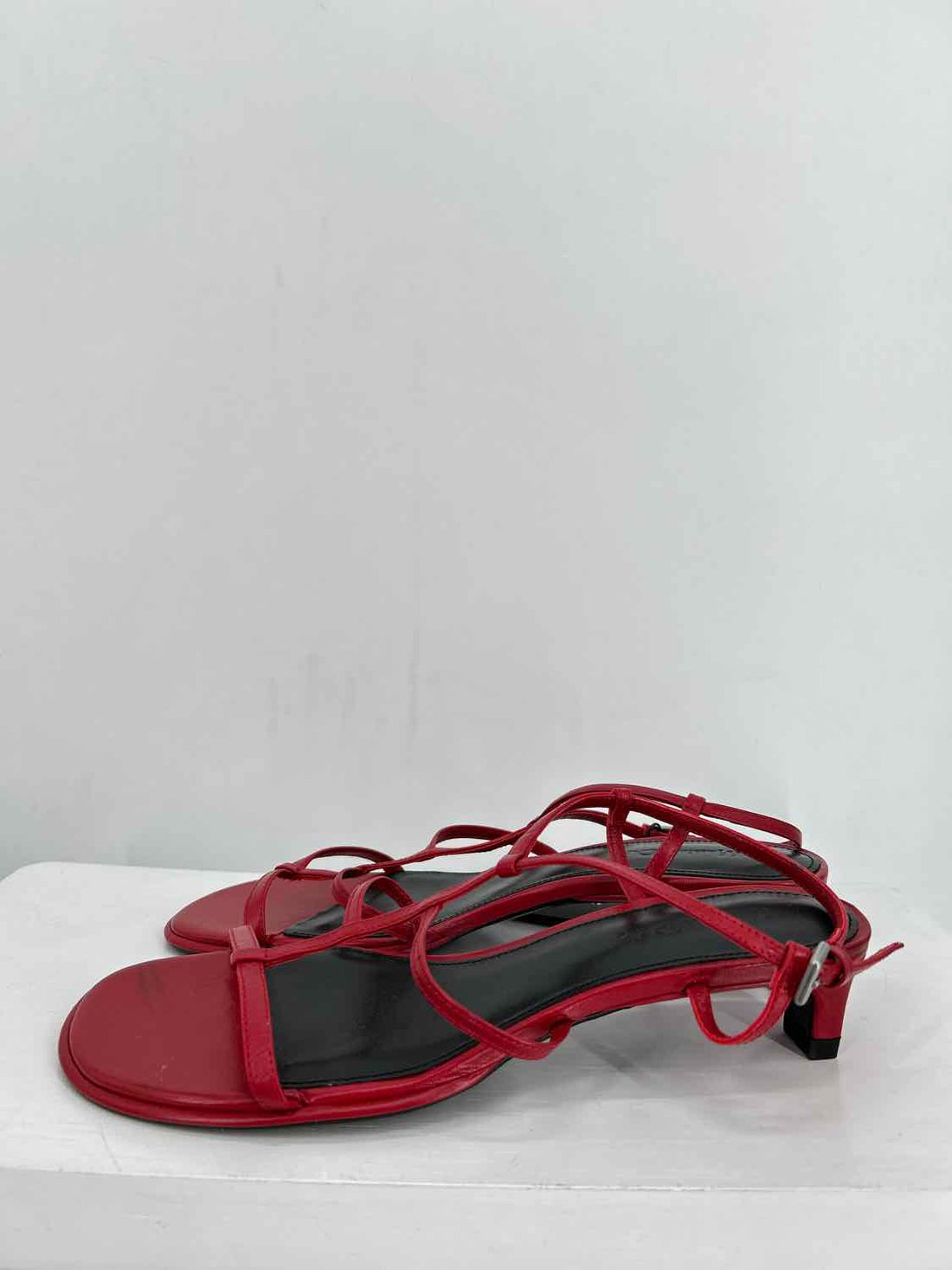 Massimo Dutti Women Size 9 Red NWT Leather Kitten Heel Sandals