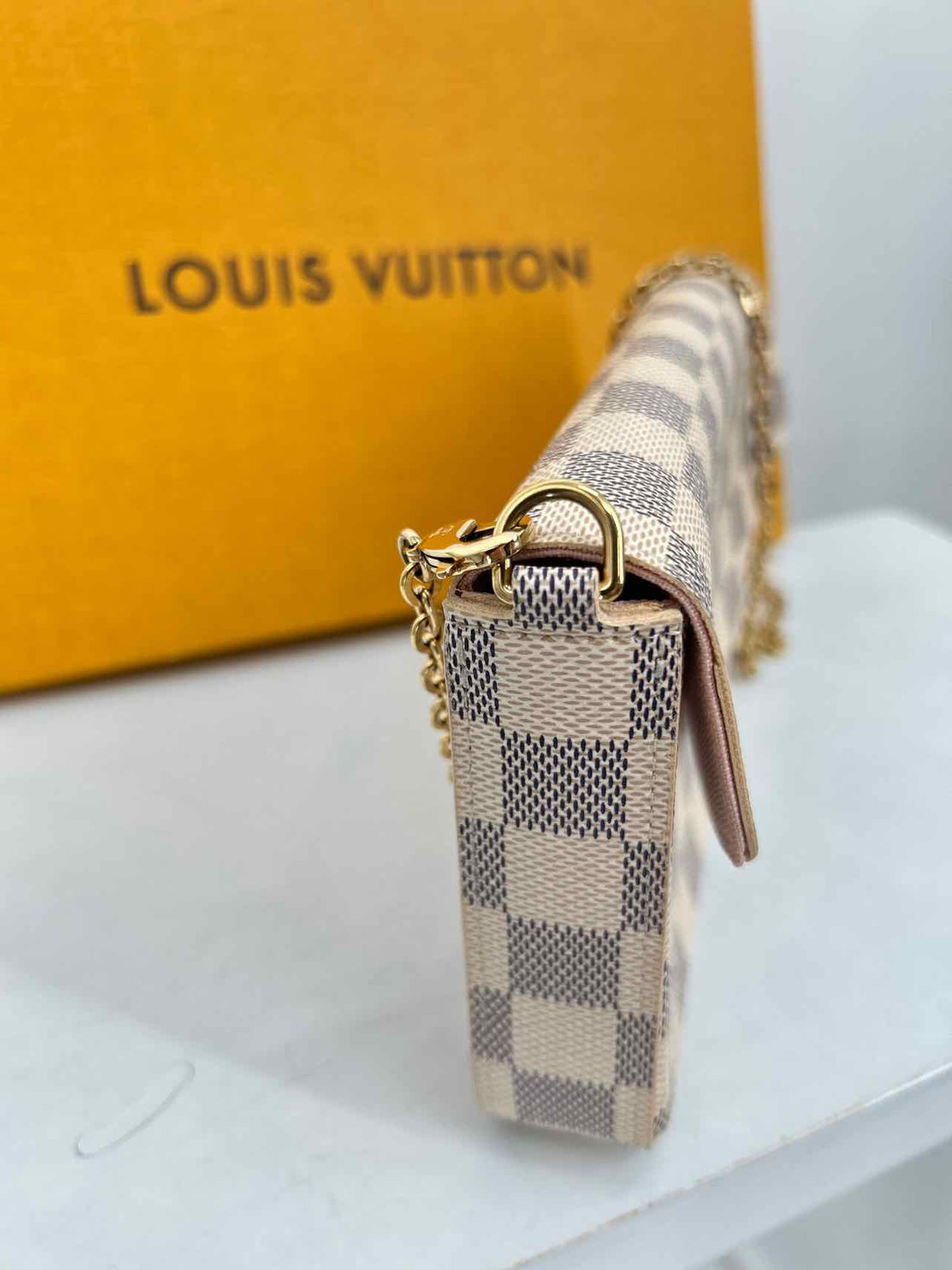 Louis Vuitton Felicie Pouchette GM Damier Azur Coated Canvas Like New LUXURY
