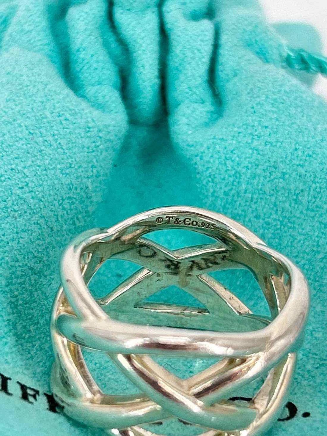 Tiffany & Co Celtic Knot Ring Size 6 Sterling Silver Silver Pre Owned LUXURY