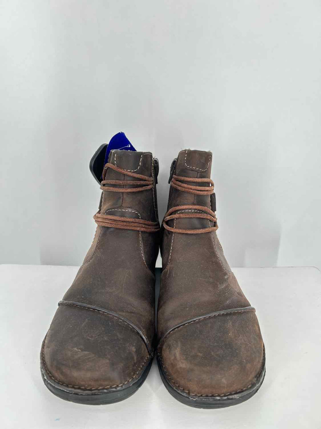 Clarks Un Loop UP Women Size 9.5 Black Ankle Boot