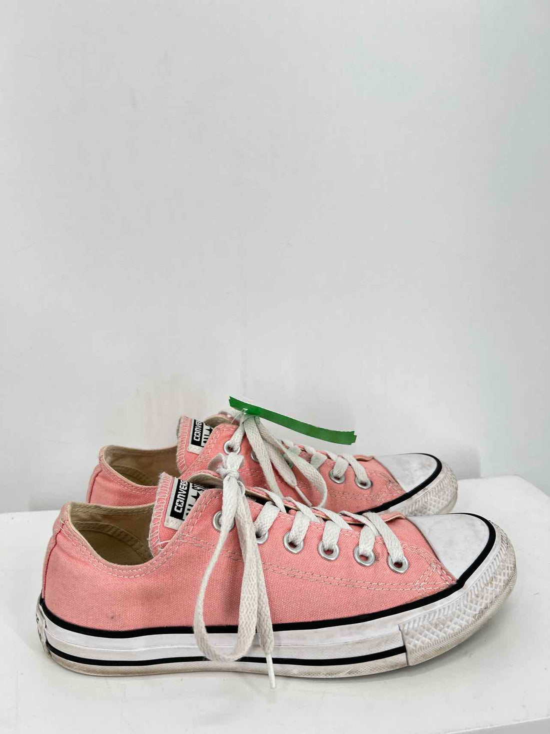 Converse Women Size 7 Pink Sneakers