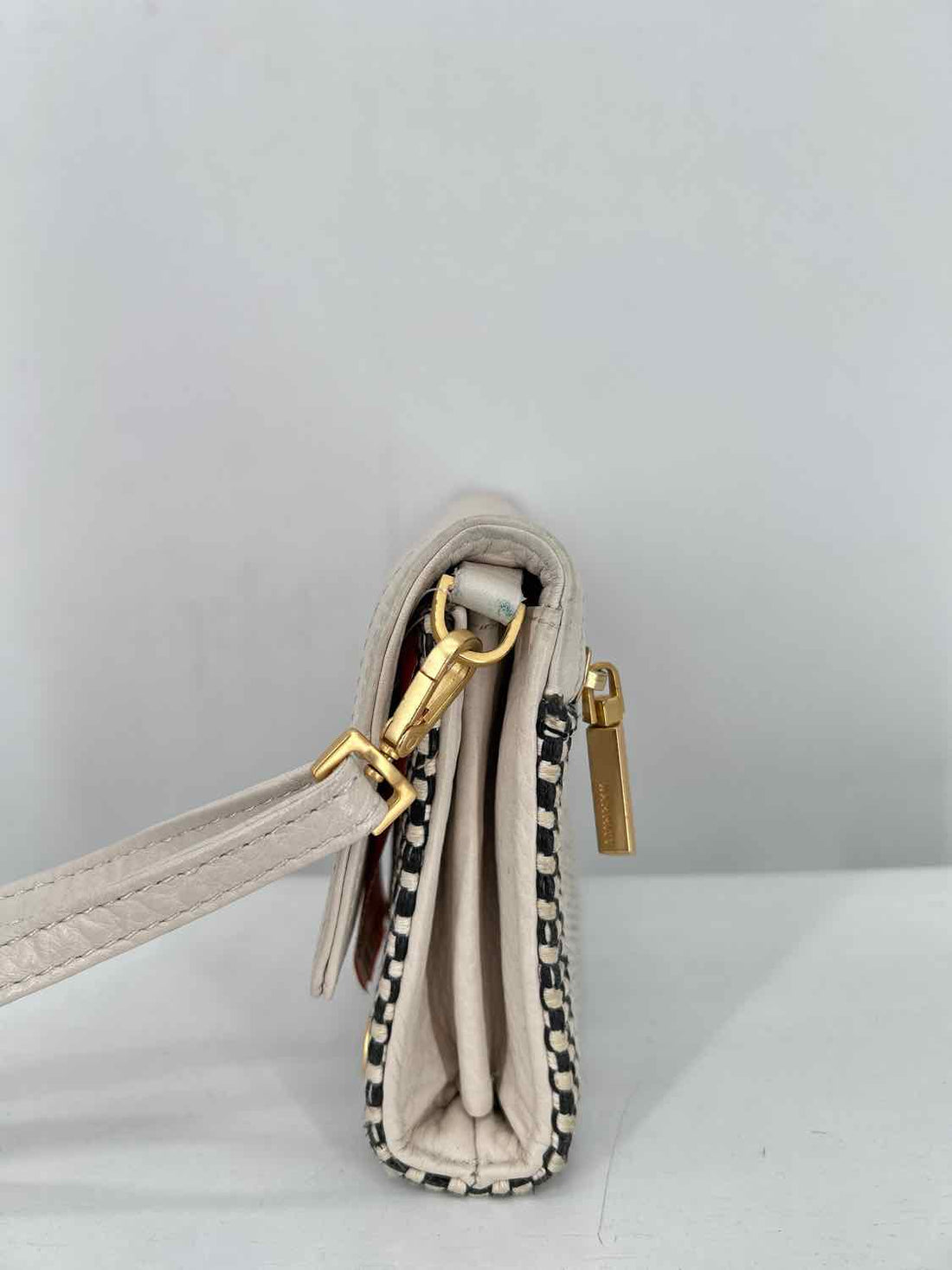 Hammitt Off White Checkered AJ Leather NWT Clutch Crossbody