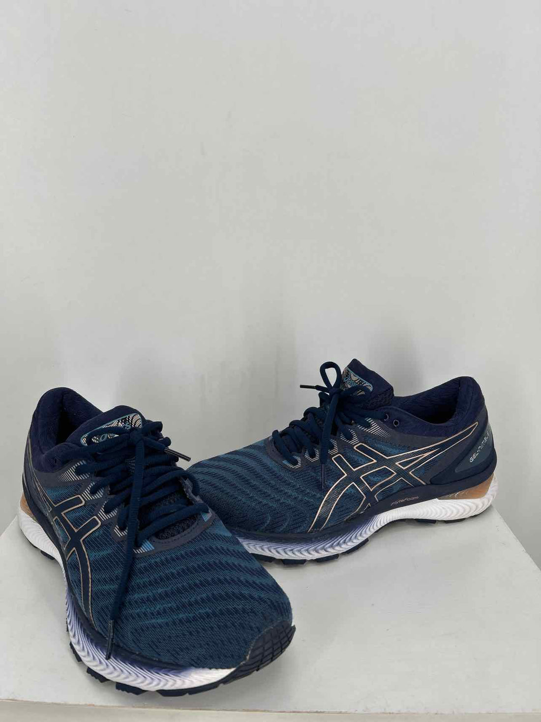 Asics Women Size 10.5 Navy Print Sneakers