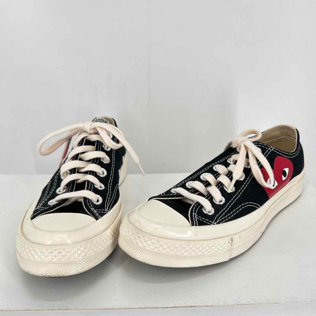 Converse Women Size 7 Black & White Sneakers