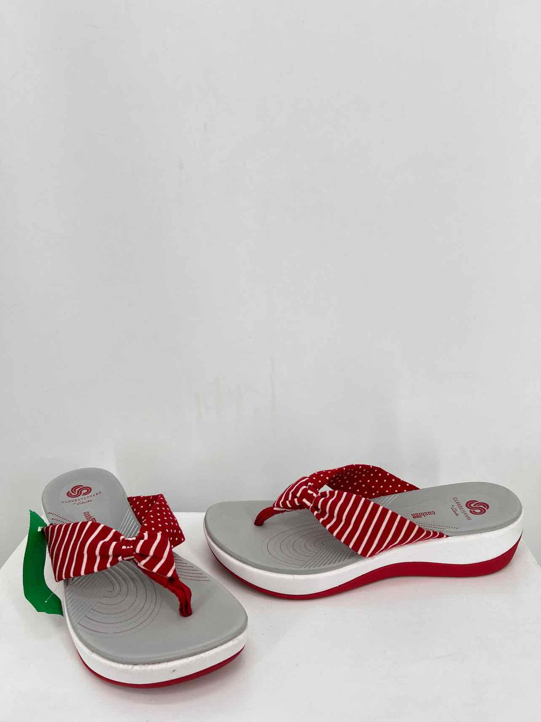 Clarks Women Size 8 Red & White Flip Flops