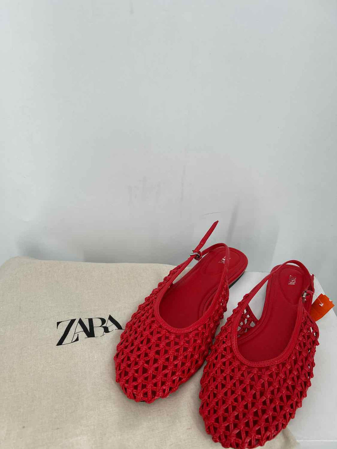 Zara Women Size 40 (9-9.5) Red Like New Flats