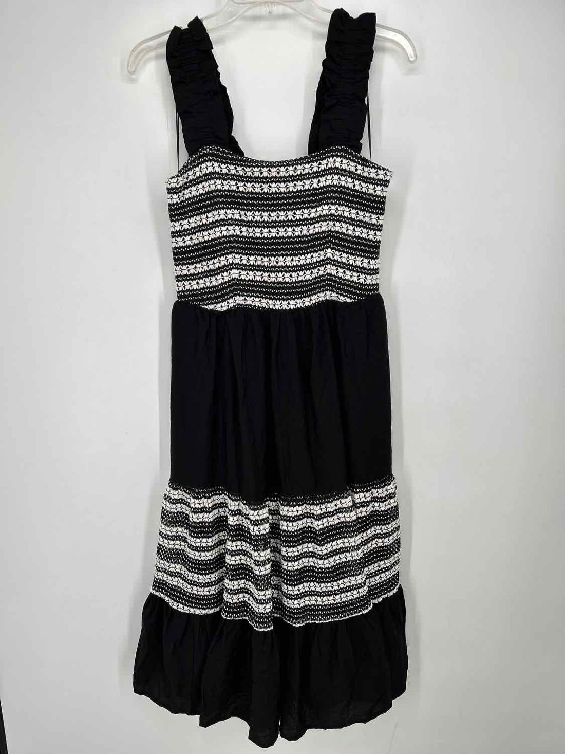 Draper James Size M Black & White Sleeveless Dress