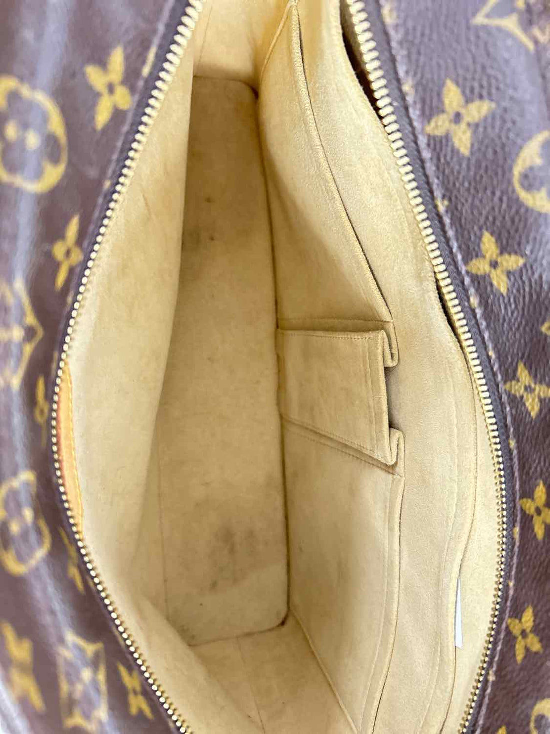 Louis Vuitton Luco Monogram Tote. July 2000 Collection. Minor marks on inside