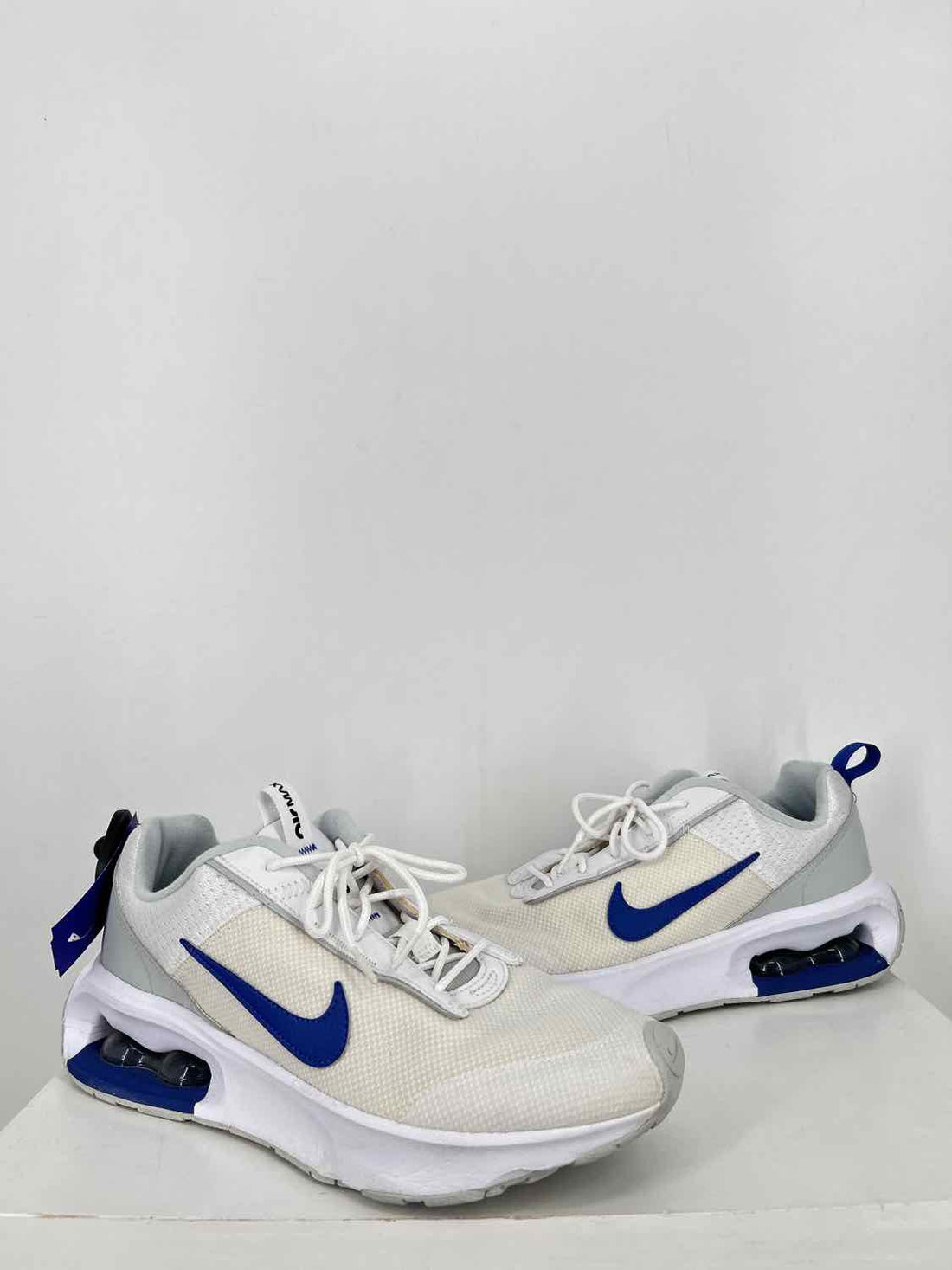 Nike Women Size 10 White & Blue Sneakers