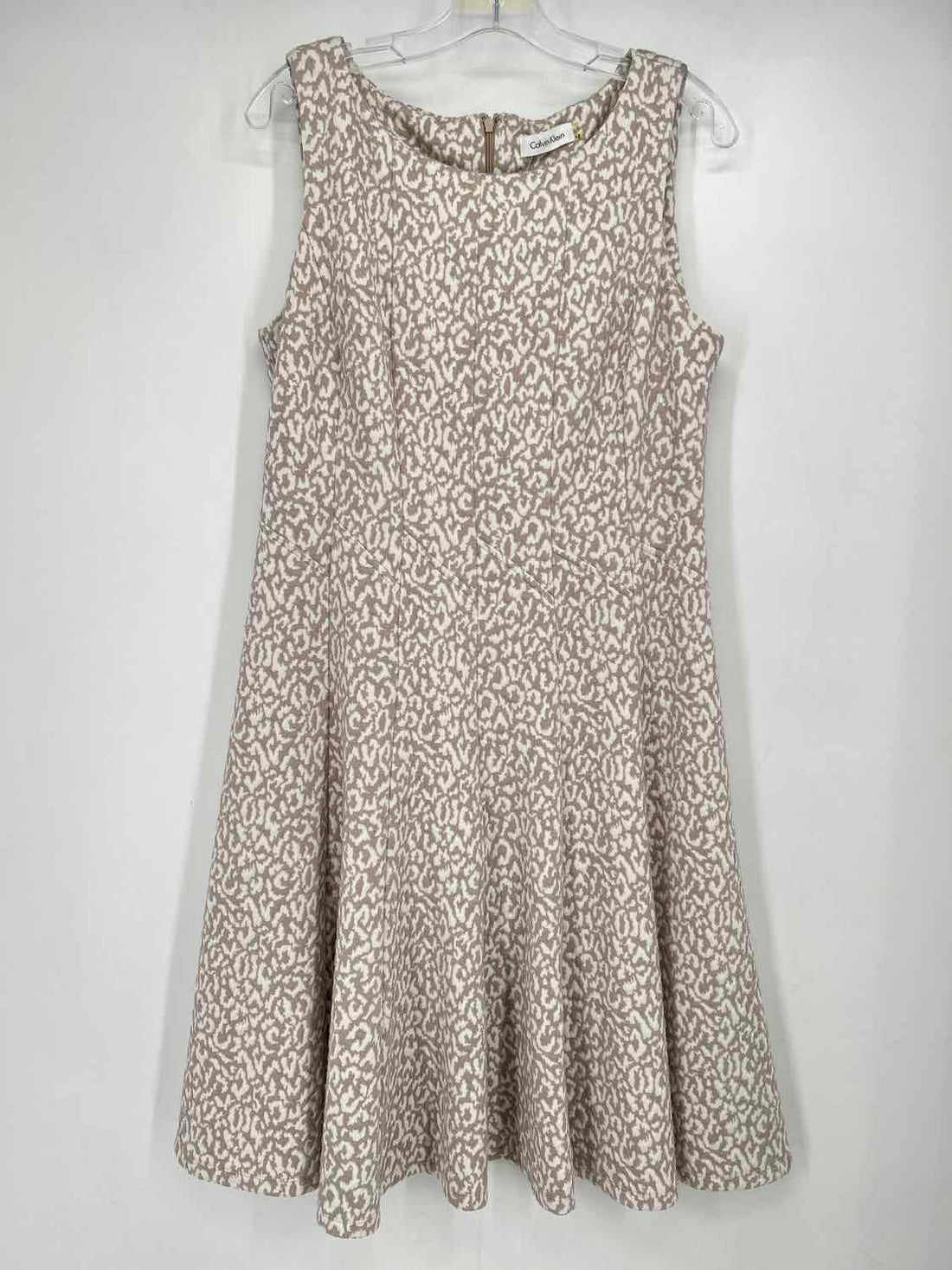 Calvin Klein Size 12 Taupe & White Sleeveless Dress
