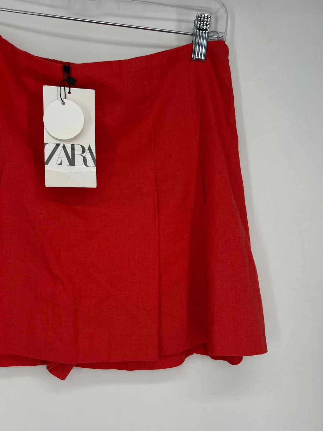 Zara Size M Red Linen/Cotton NWT Skort