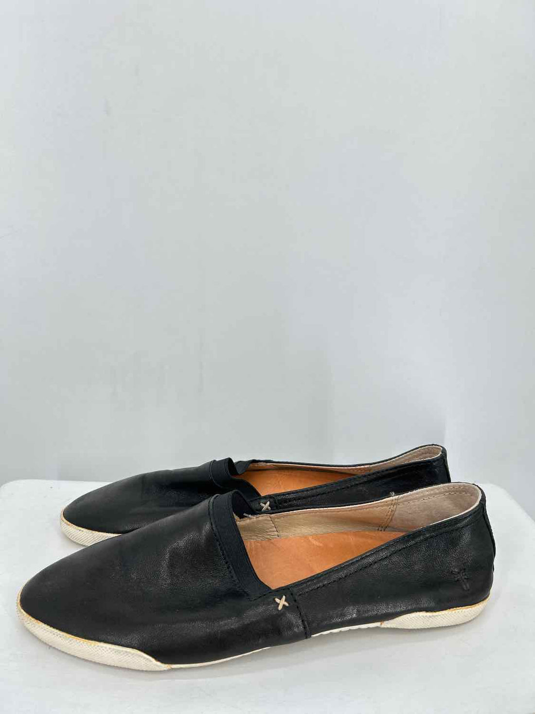 Frye Women Size 10 Black Flats