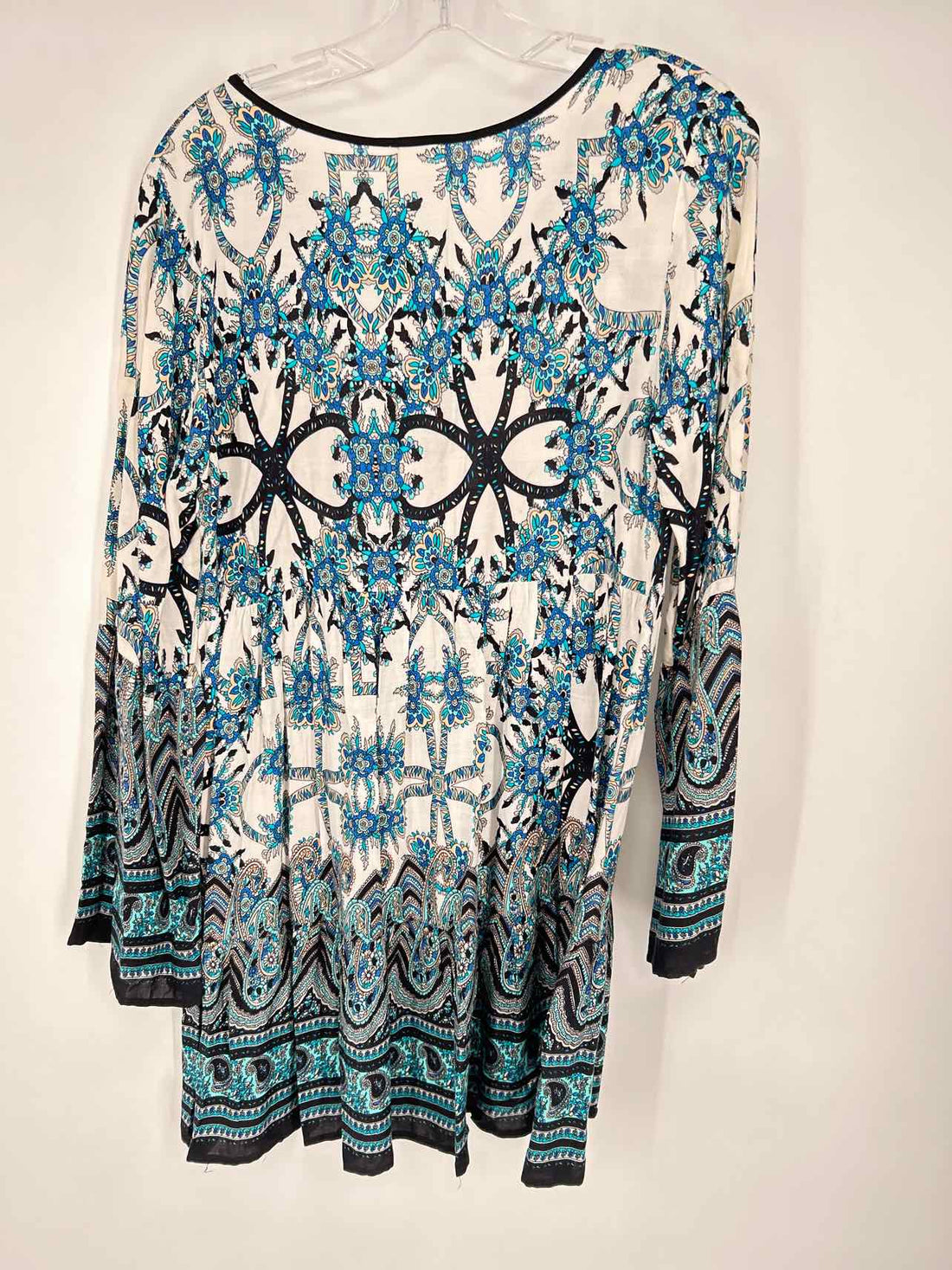 En Creme Size M Cream Print Dress