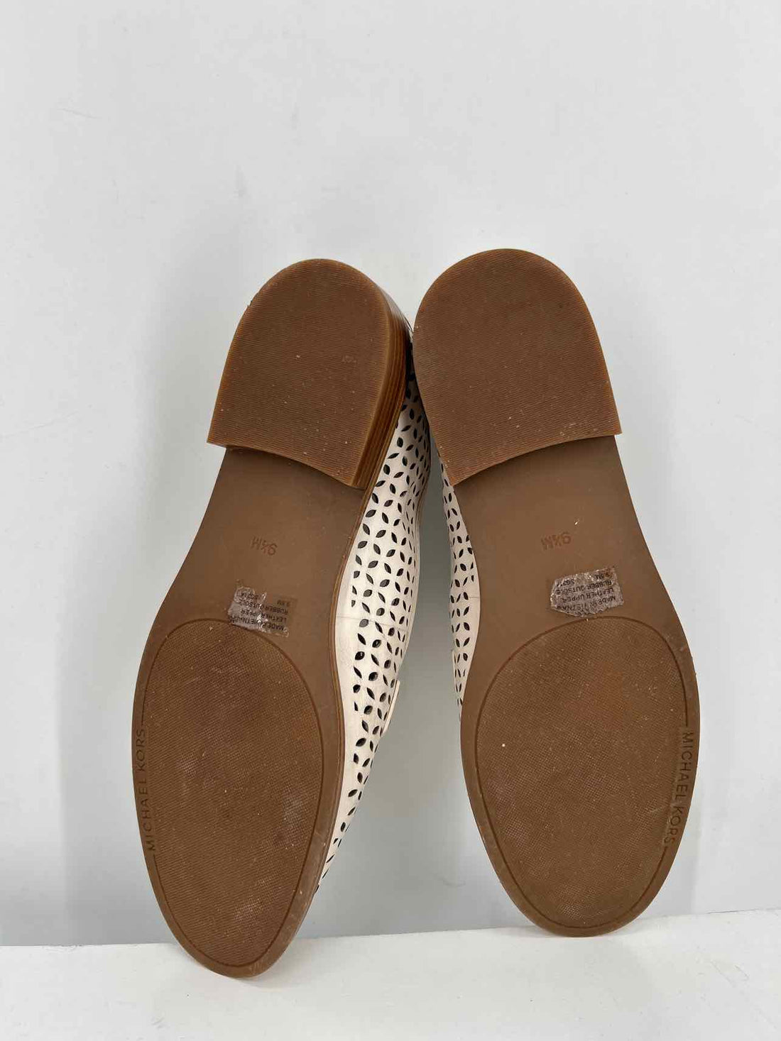 Michael Kors Women Size 9.5 Beige Loafers